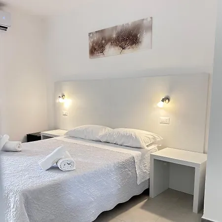 Longevity Hotel *