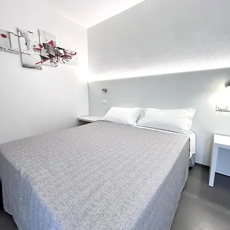 Longevity Hotel