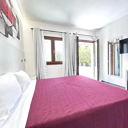 Longevity Hotel